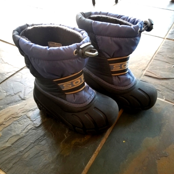 Sorel childrens boots - Picture 2 of 7